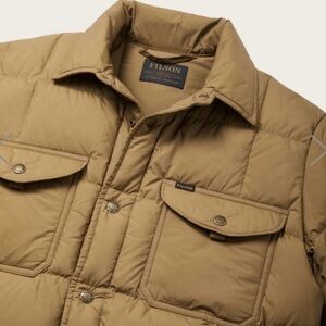 Filson Light Weight Jacket Shirt
Size Medium